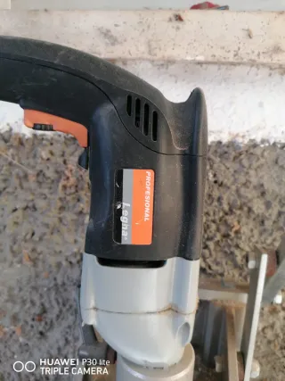 Bisagradora manual para carpintería