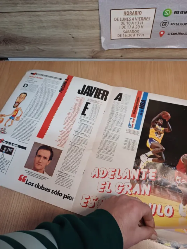 Lote 3 Revistas Super Basket, 1988,1989