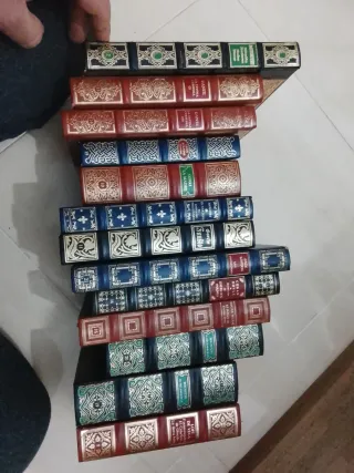 Tomos de gran colección de la literatura universal
