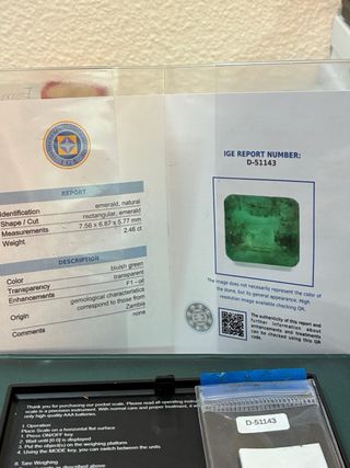 Anillo y pendientes esmeraldas 7.35 Ct
