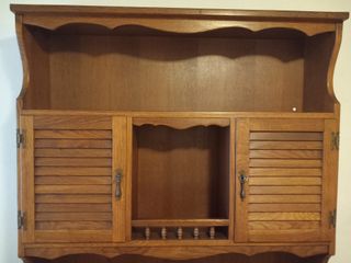 Mueble aparador en madera maciza