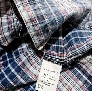 Peckott Plaid Button-Up Shirt Ref-77100