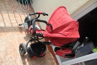 Triciclo evolutivo con capota rojo