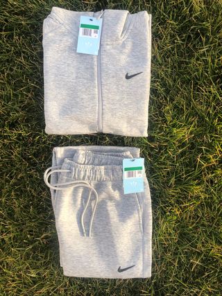 Conjunto Nike NOCTA Gris