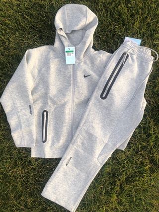 Conjunto Nike NOCTA Gris