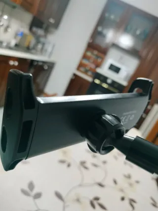 Braccio porta cellulare LinQ