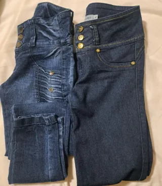 Lote 2 Pantalones Colombianos Levanta Cola