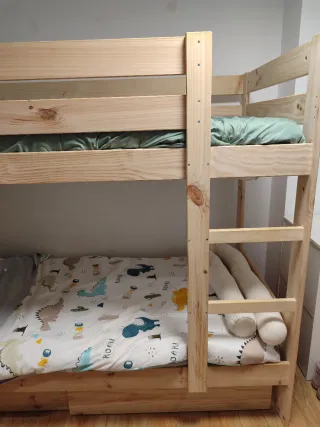 Litera de madera natural