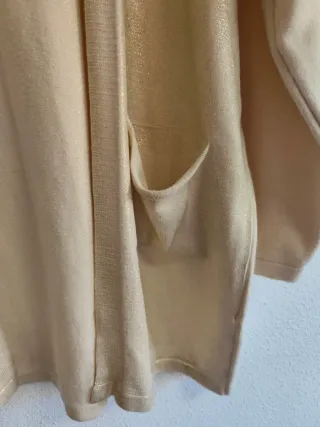 Chaqueta de chica talla 42-44.