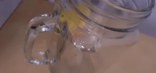 Set 2 Bicchieri cocktail e bottiglie