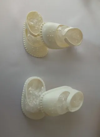 Lote 2 paia di scarpe antiche per bambola Leyla Famosa