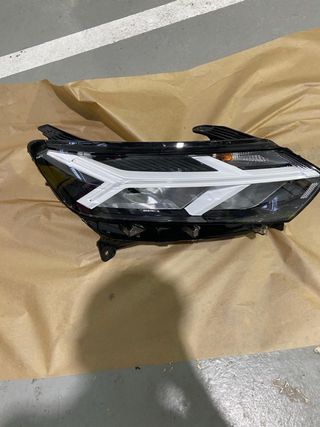 Faro Dacia Sandero Delantero Derecho Original