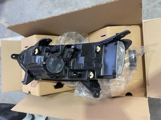 Faro Dacia Sandero Delantero Derecho Original