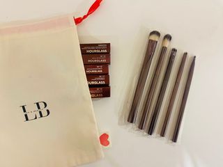 Set 5 Brochas Maquillaje Hourglass