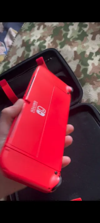Nintendo Switch OLED Roja (edición super Mario)