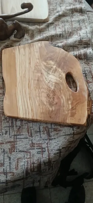 Tagliere in legno di ulivo