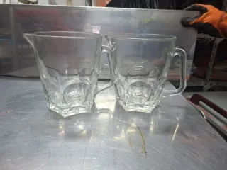 Jarras de cristal decoradas