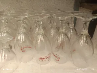 Jarras de cristal decoradas