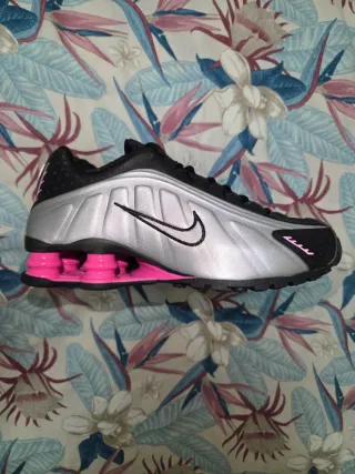 Nike Shox R4 Argento e Rosa Tg 38.5