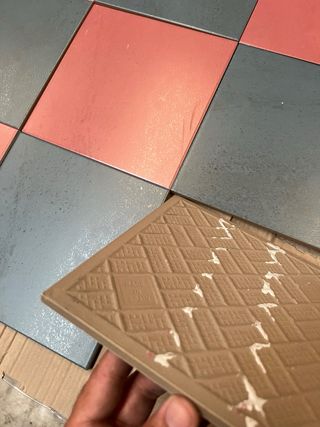 Baldosas grises efecto piedra