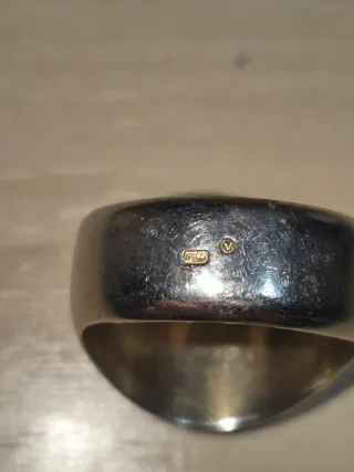 Anillo Vintage Dorado Reina Victoria