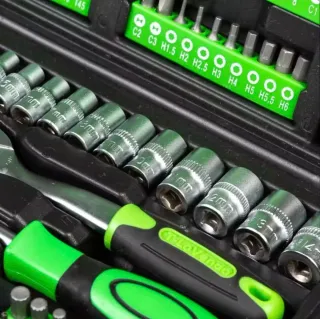 Maletín de herramientas con 130 piezas, nuevo