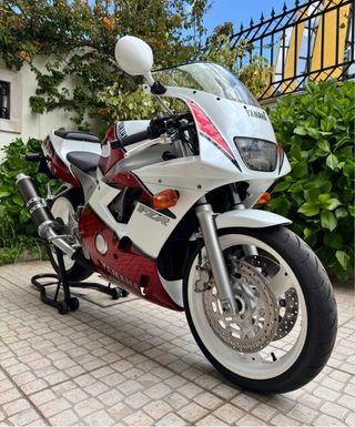 Yamaha FZR 400 RR 3TJ Nacional Original