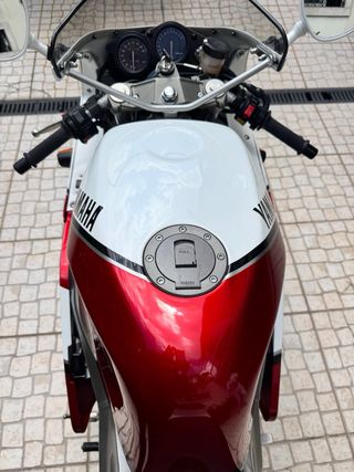 Yamaha FZR 400 RR 3TJ Nacional Original