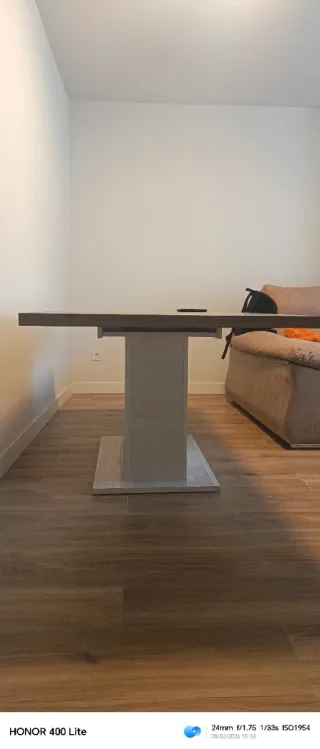 Mesa de madera buena salón extensible