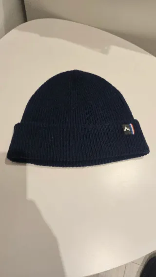 Gorro azul de lana