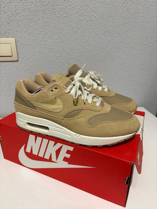 Nike Air Max 1 Premium Leather 44EU 10US