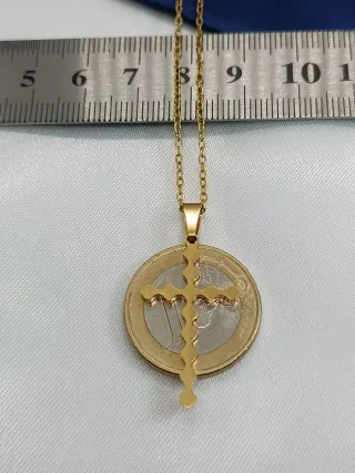 Cadena y Colgante Cruz Acero Inoxidable Dorado