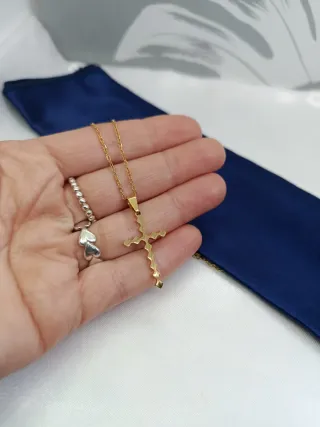 Cadena y Colgante Cruz Acero Inoxidable Dorado