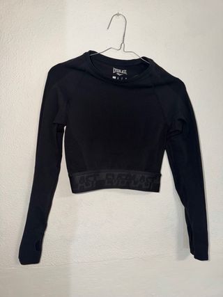 Lote 5 prendas: Adidas, Everlast, local