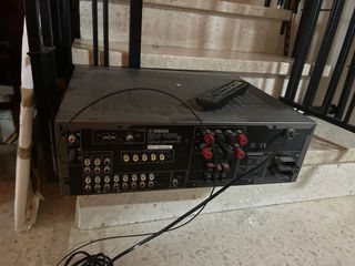 Amplificador Yamaha 4 altavoces + Subwoofer