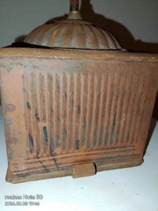 Molinillo de café antiguo