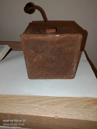 Molinillo de café antiguo