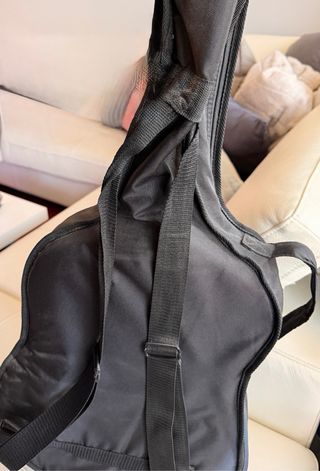 Chitarra classica nera