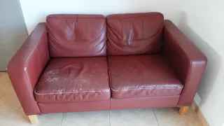 Sofá de cuero granate Karsland