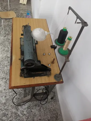 Máquina de coser industrial Alfa