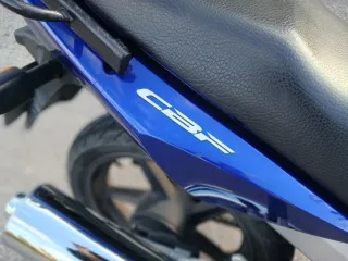 Honda CBF 250 Azul y Plata