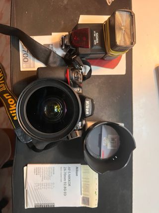 Nikon D700 + Nikkor 28-70/2.8 + Sigma EF-500