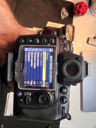 Nikon D700 + Nikkor 28-70/2.8 + Sigma EF-500