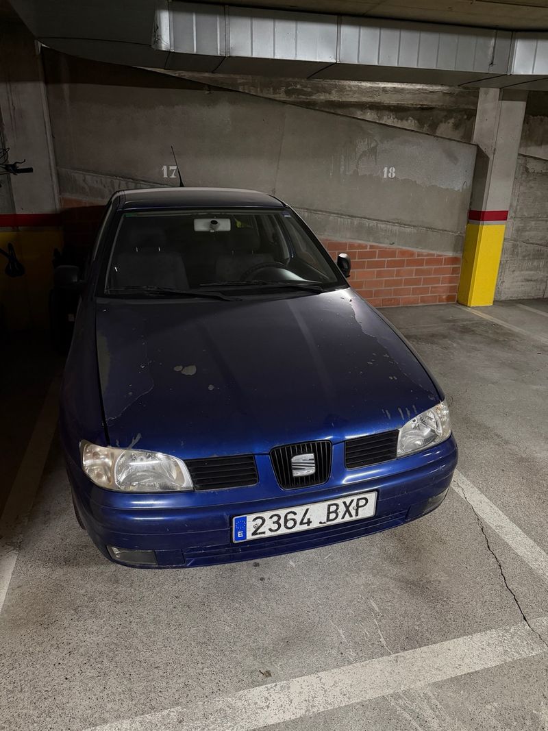 SEAT Cordoba 2002 - foto 1
