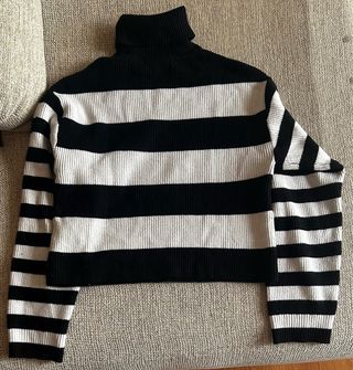 Jersey Zara Rayas Cuello Alto Negro Blanco