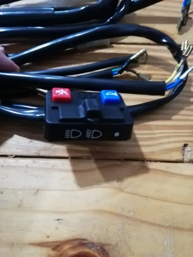 Conmutador Luces Derbi FDS