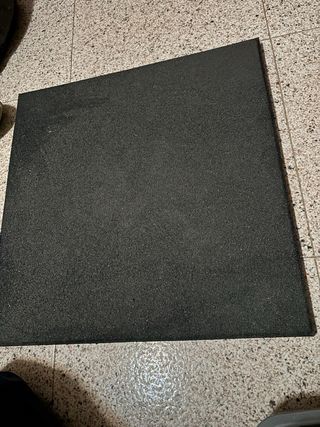 Banco de pesas y mancuernas