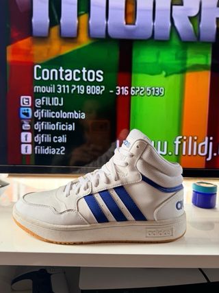 Zapatillas Adidas Hoops Mid 2.0 Blancas y Azules