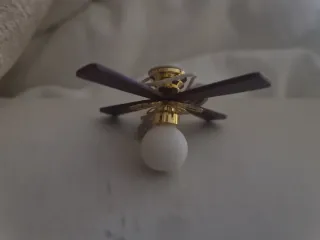 Lámparas miniatura dorada con cable  10 la unidad