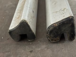 Chapas y perfiles metálicos para gomon inchable